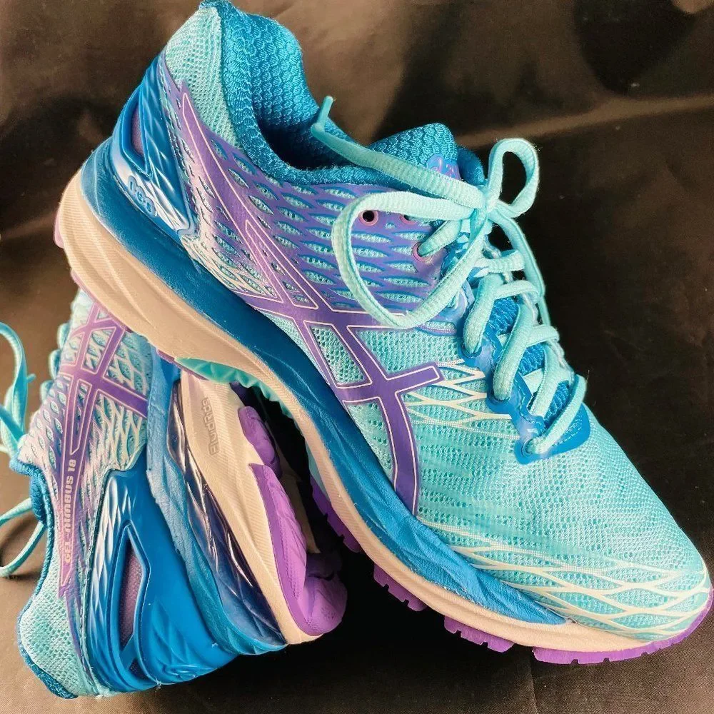 ASICS GEL-Nimbus 18 Women 6.5 US Medium 38 EUR Blue Purple Mint Condition